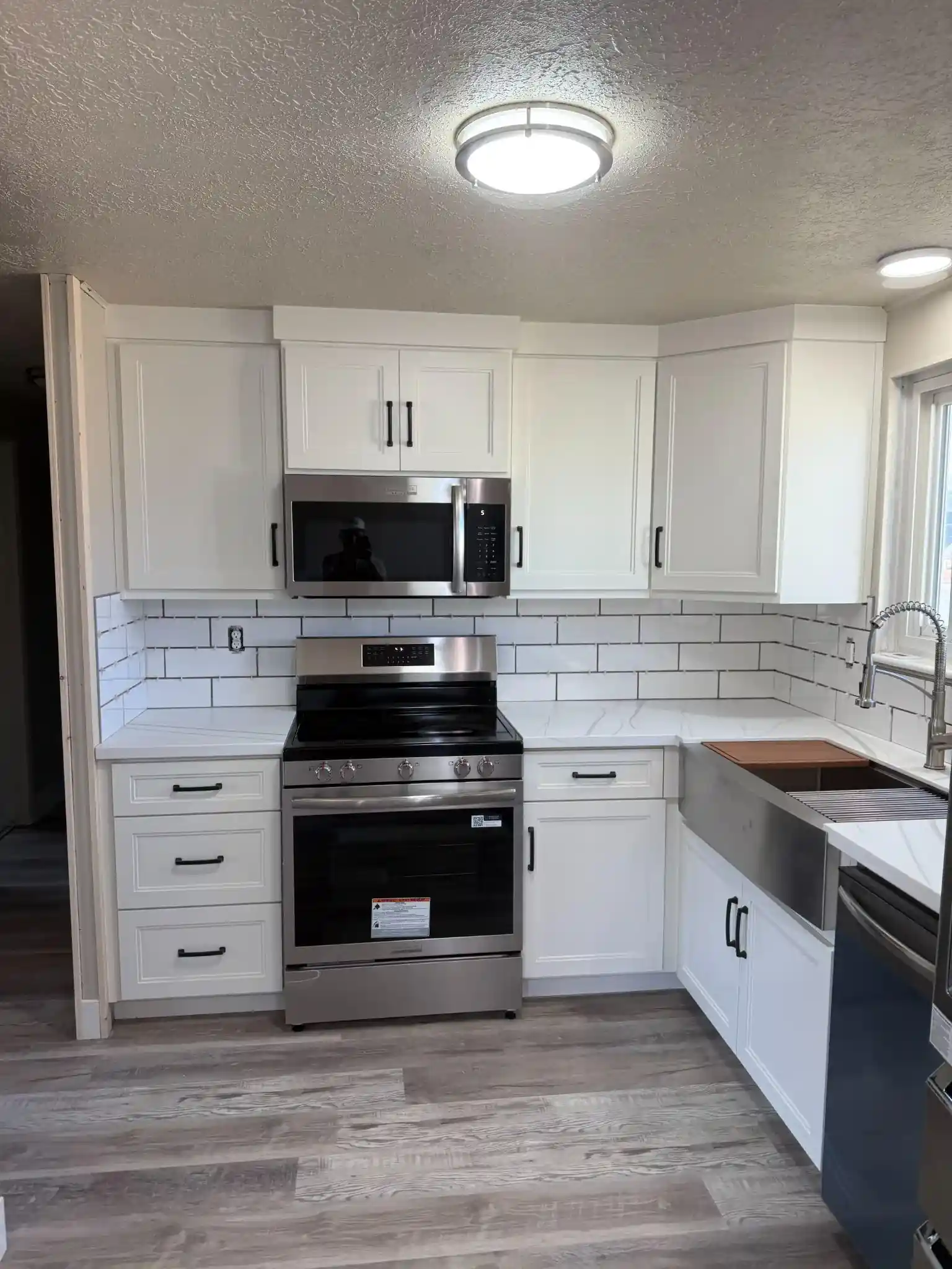 White Shaker Kitchen & Storage detail 1