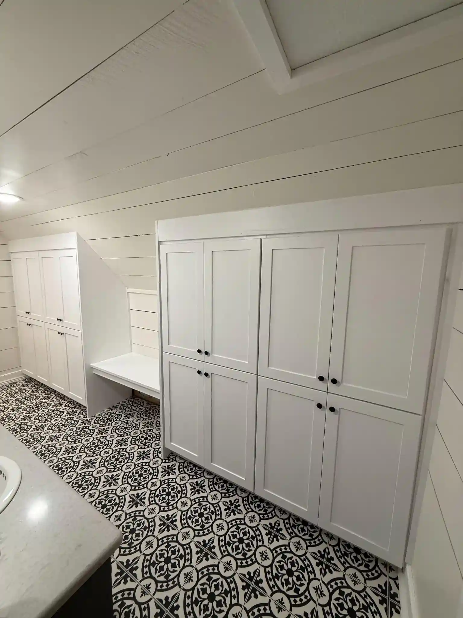 White Shaker Kitchen & Storage detail 2